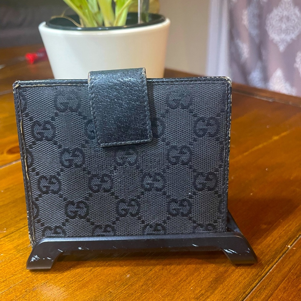 GUCCI Wallet. GG Canvas and Leather - Picture 3 of 13